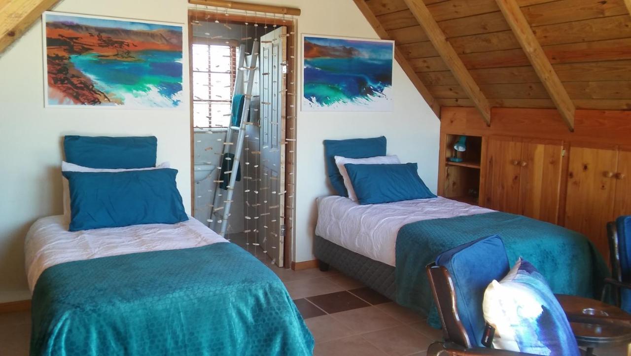 Hermanus Art Loft Bed & Breakfast Bagian luar foto