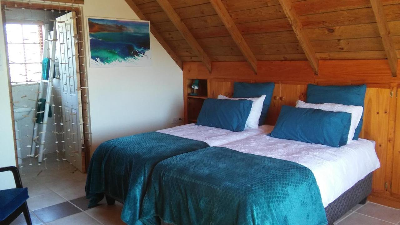 Hermanus Art Loft Bed & Breakfast Bagian luar foto