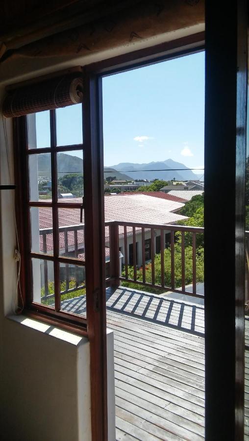 Hermanus Art Loft Bed & Breakfast Bagian luar foto